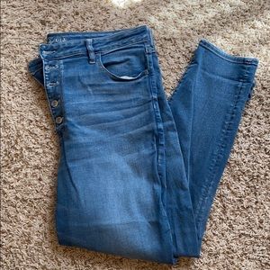 American Eagle Super Hi-Rise Jegging